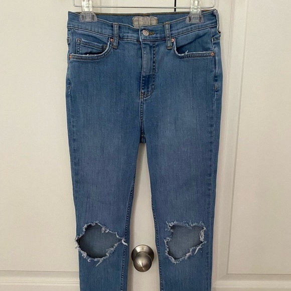 Free People Skinny High Rise Distressed Busted Knee Jeans Size 28 - Picture 2 of 8